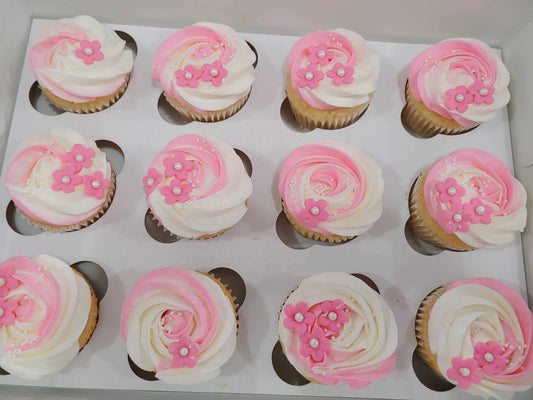 Cupcake rosette blanche et rose