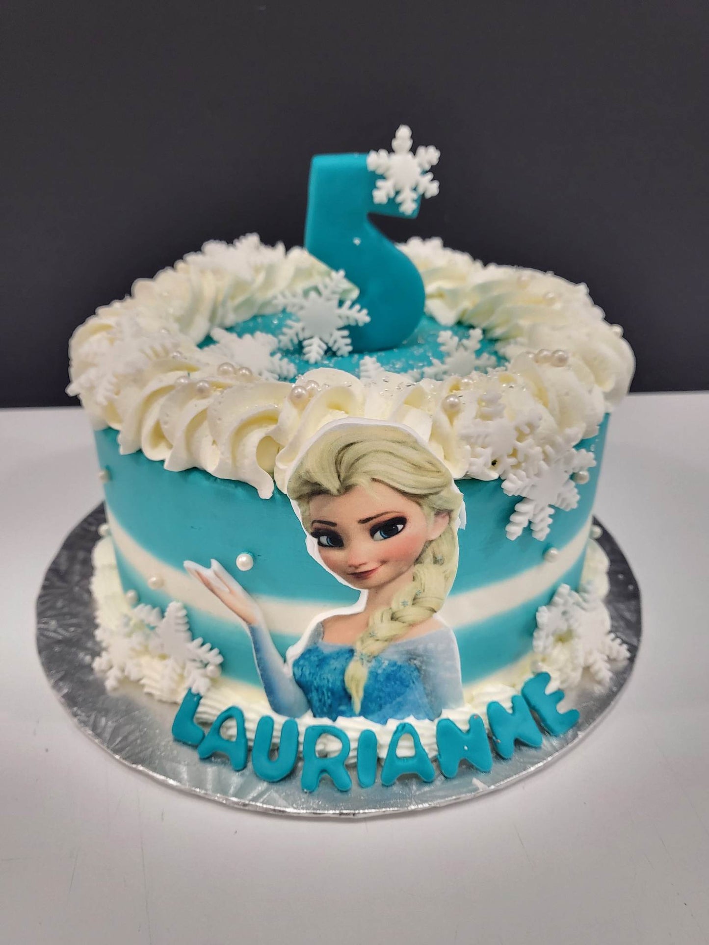 Gâteau thématique reine des neiges